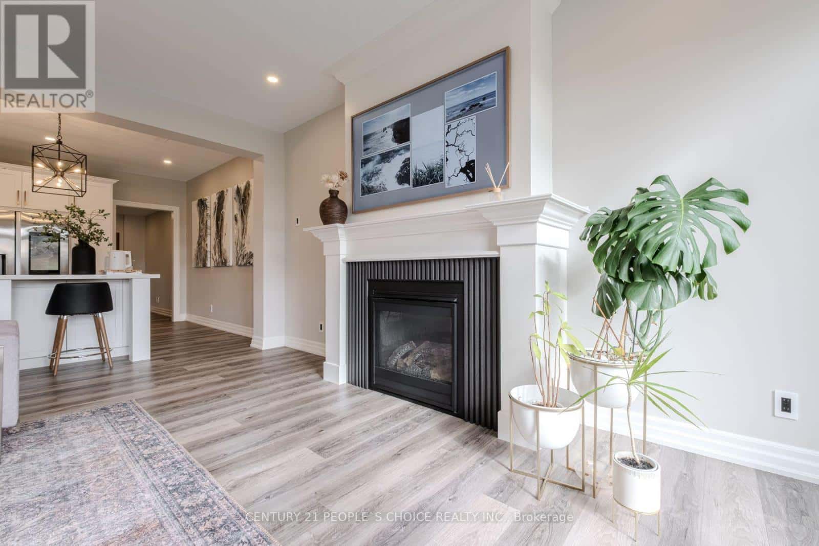 32 SUNNINGHILL DRIVE — Norfolk (Port Dover), Ontario - Photo 2 of 50