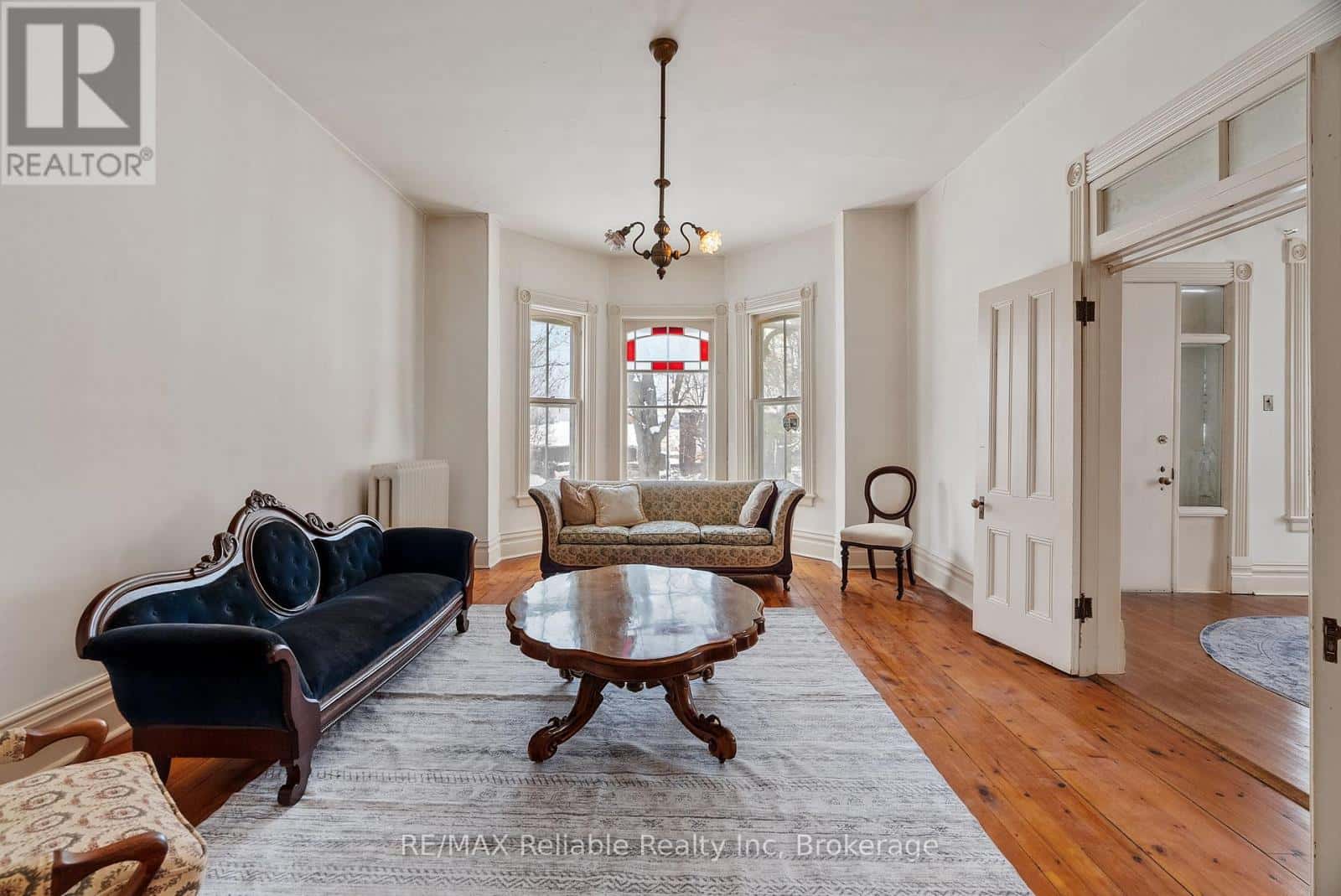 101 CENTRE STREET — Huron East (Seaforth), Ontario - Photo 5 of 44