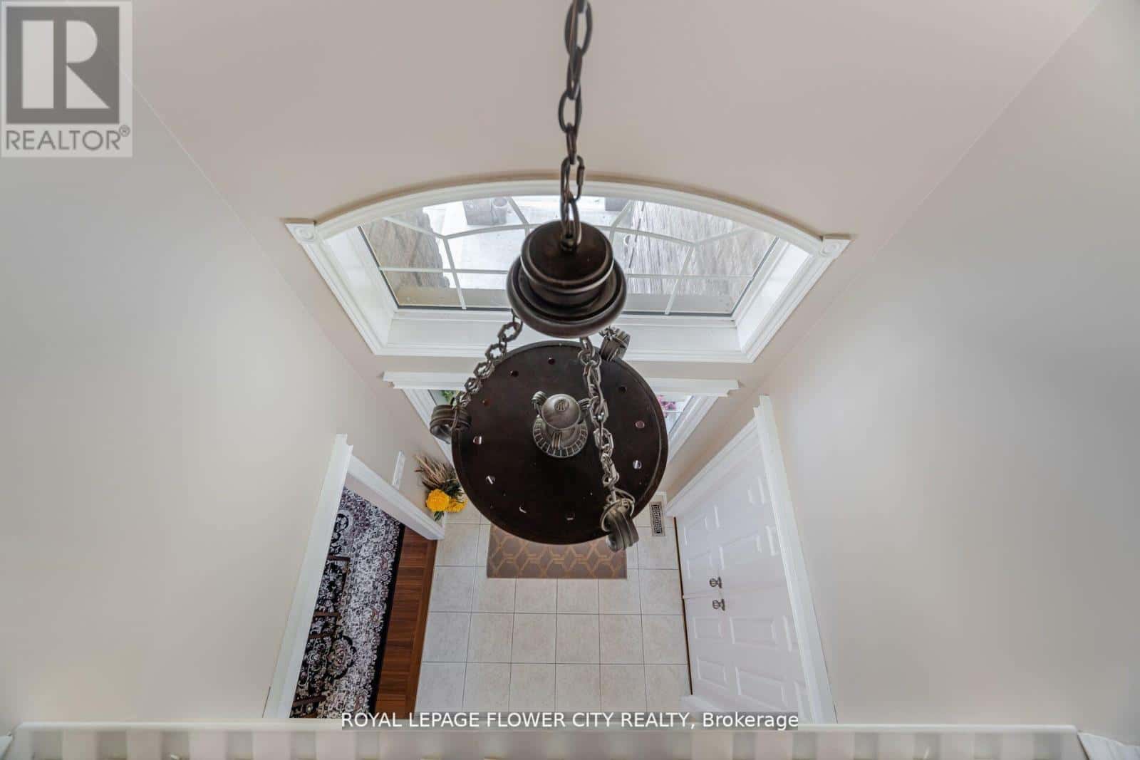 908 GABOR STREET — London South (South L), Ontario - Photo 5 of 48