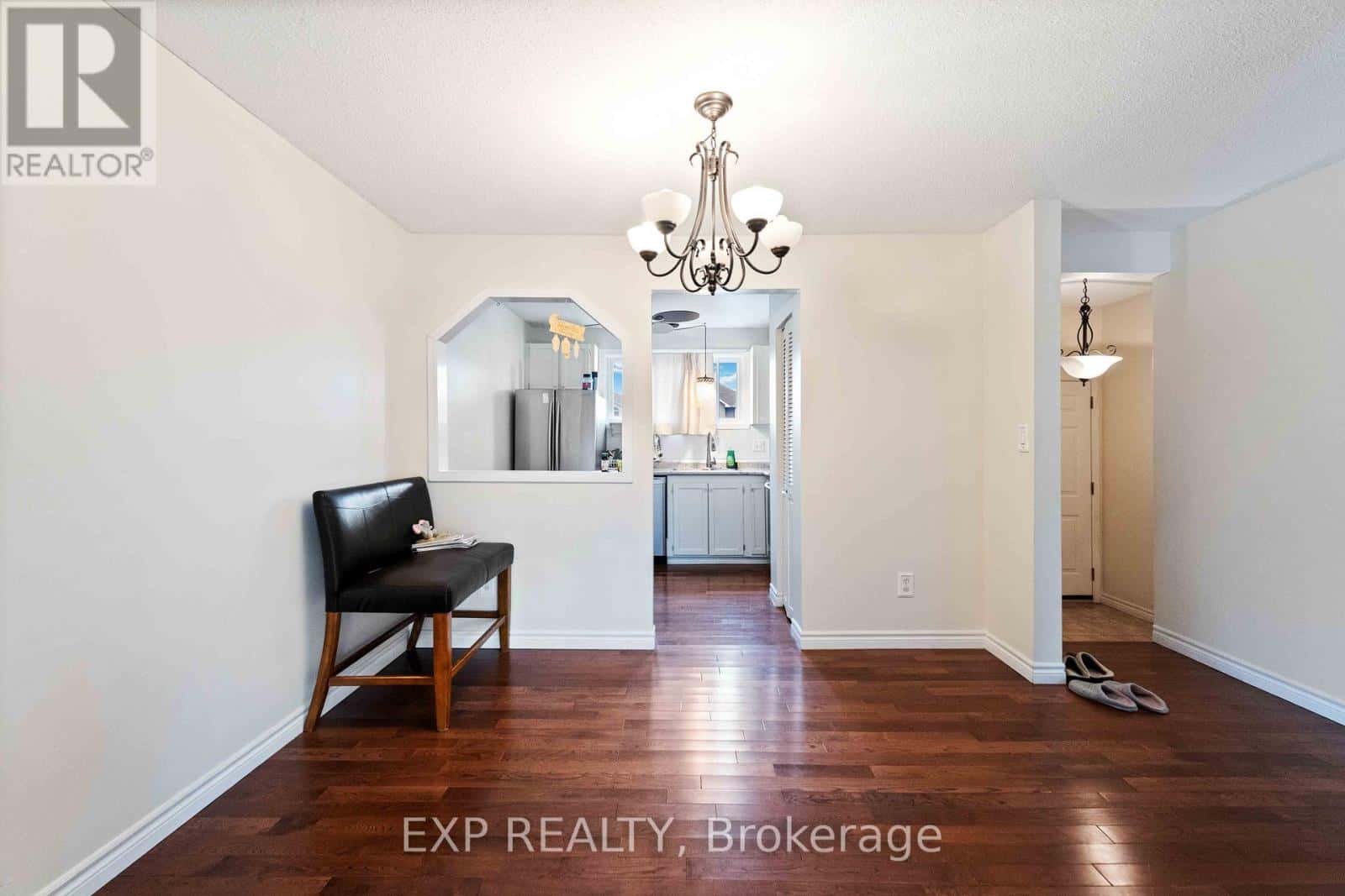 10 CLAUDETTE GATE — Hamilton (Falkirk), Ontario - Photo 3 of 30