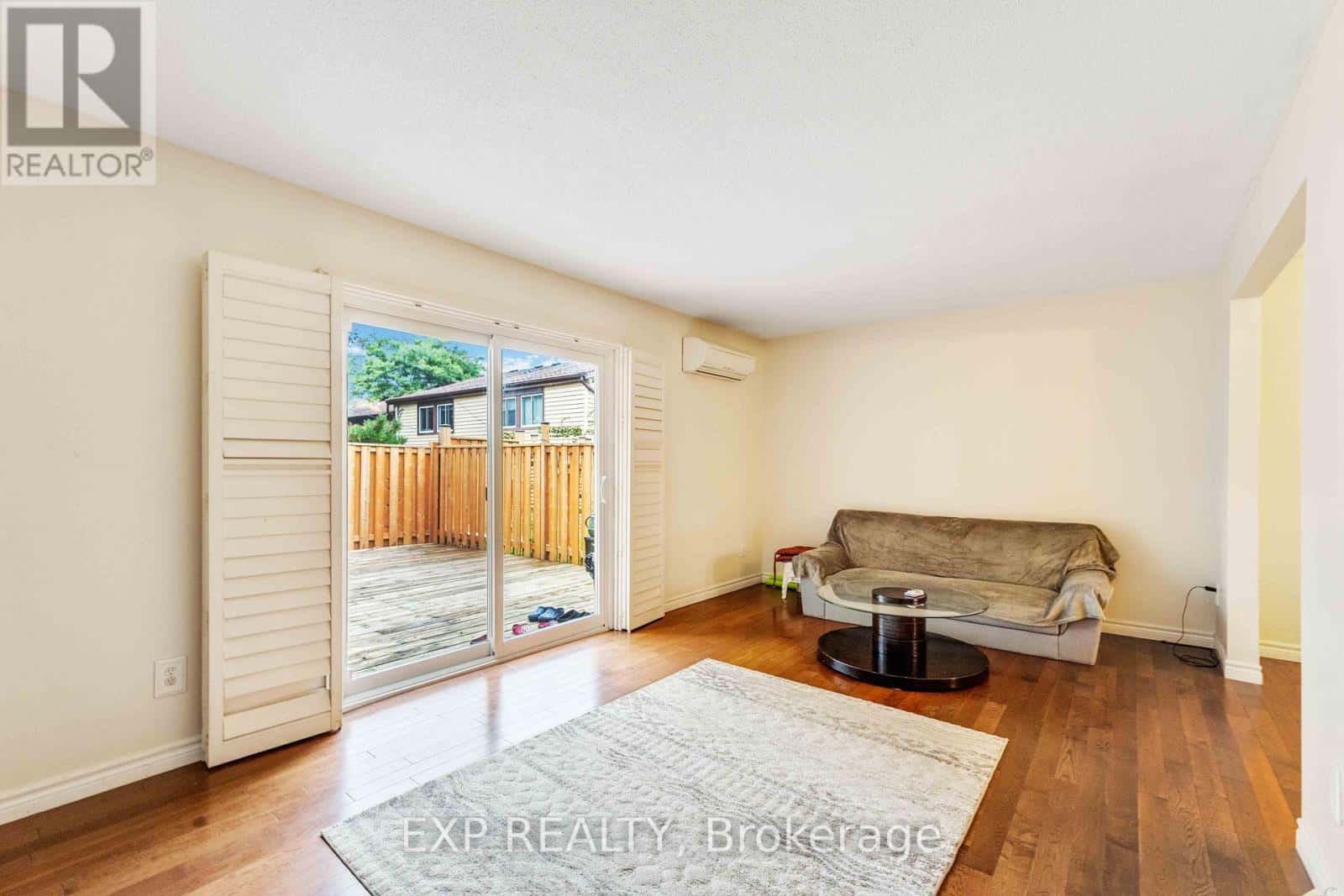 10 CLAUDETTE GATE — Hamilton (Falkirk), Ontario - Photo 2 of 30