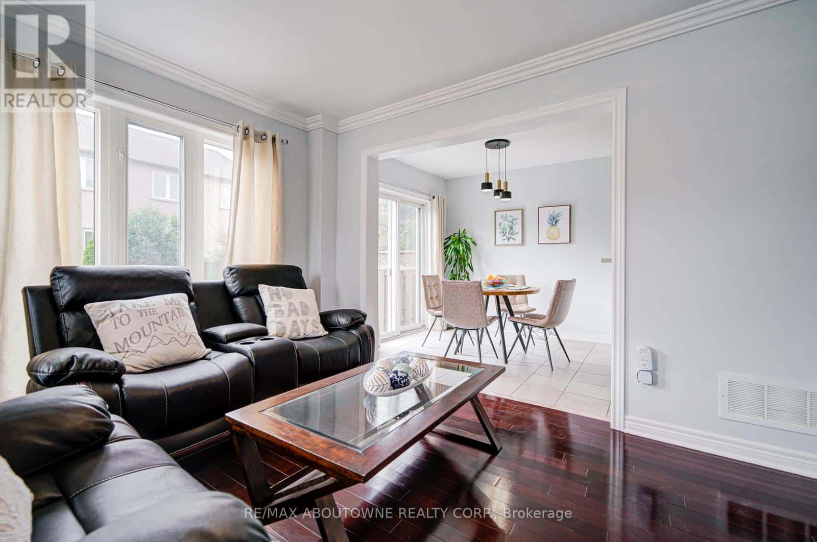 404 KITTRIDGE ROAD — Oakville (WC Wedgewood Creek), Ontario - Photo 3 of 48