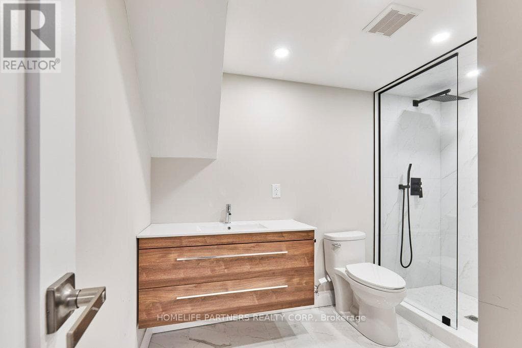 BASEMENT - 79 STRATHAVON DRIVE — Toronto (Mount Olive-Silverstone-Jamestown), Ontario - Main photo