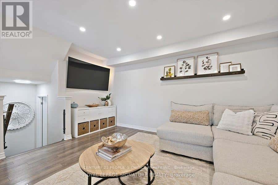 299 CASSON POINT — Milton (FO Ford), Ontario - Photo 3 of 26