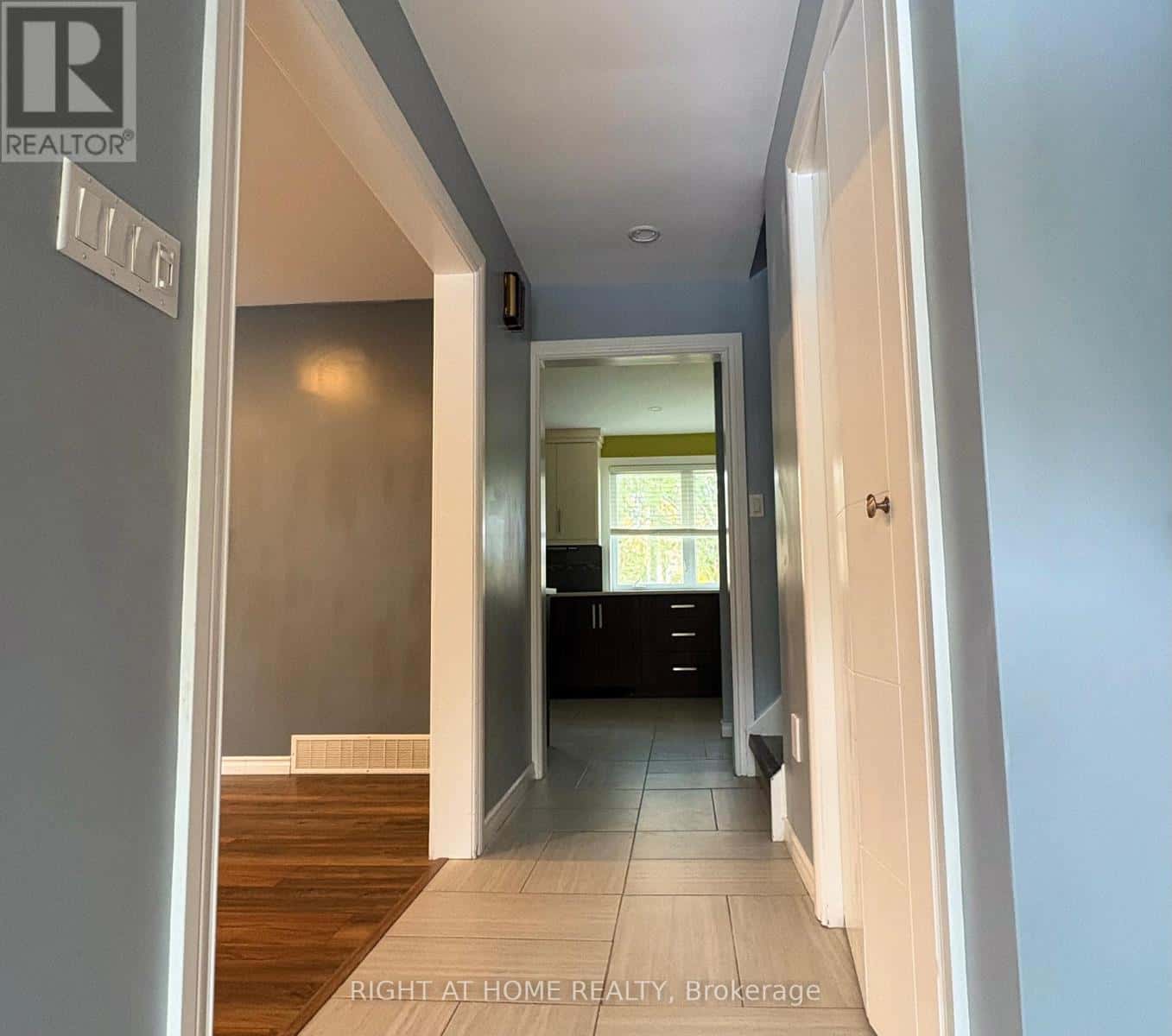 444 QUIGLEY ROAD — Hamilton (Vincent), Ontario - Photo 4 of 27