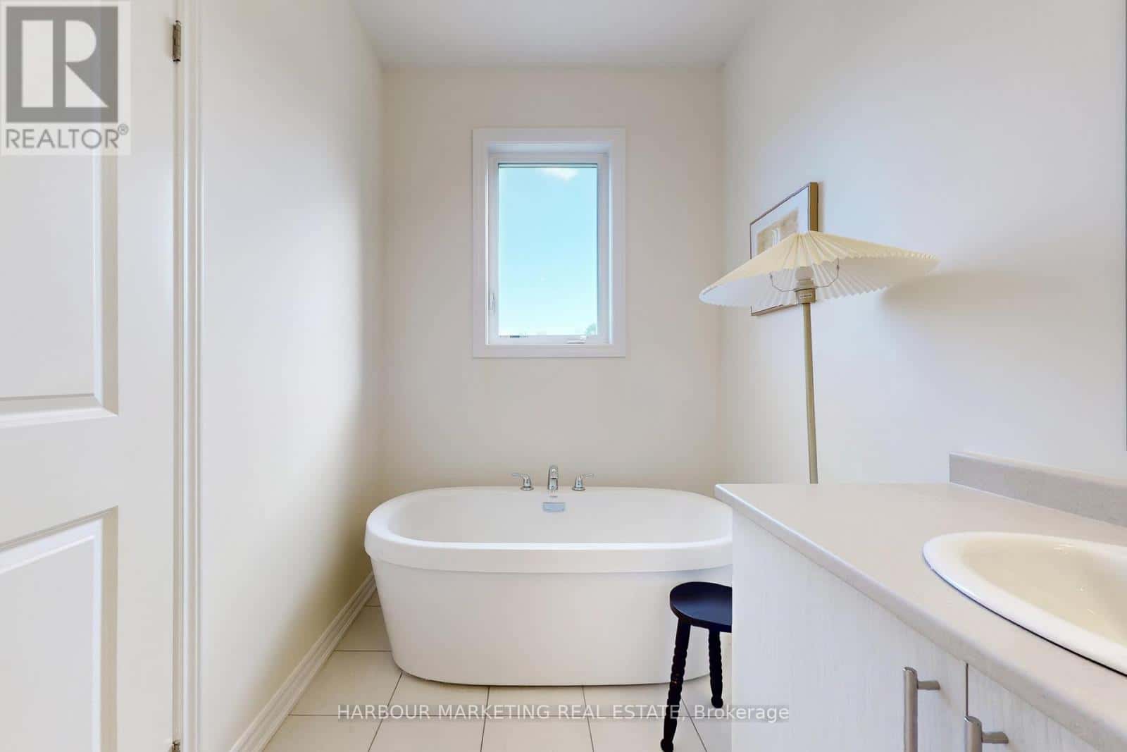 LOT 7 - 66 MAIN STREET — King (Schomberg), Ontario - Photo 5 of 47