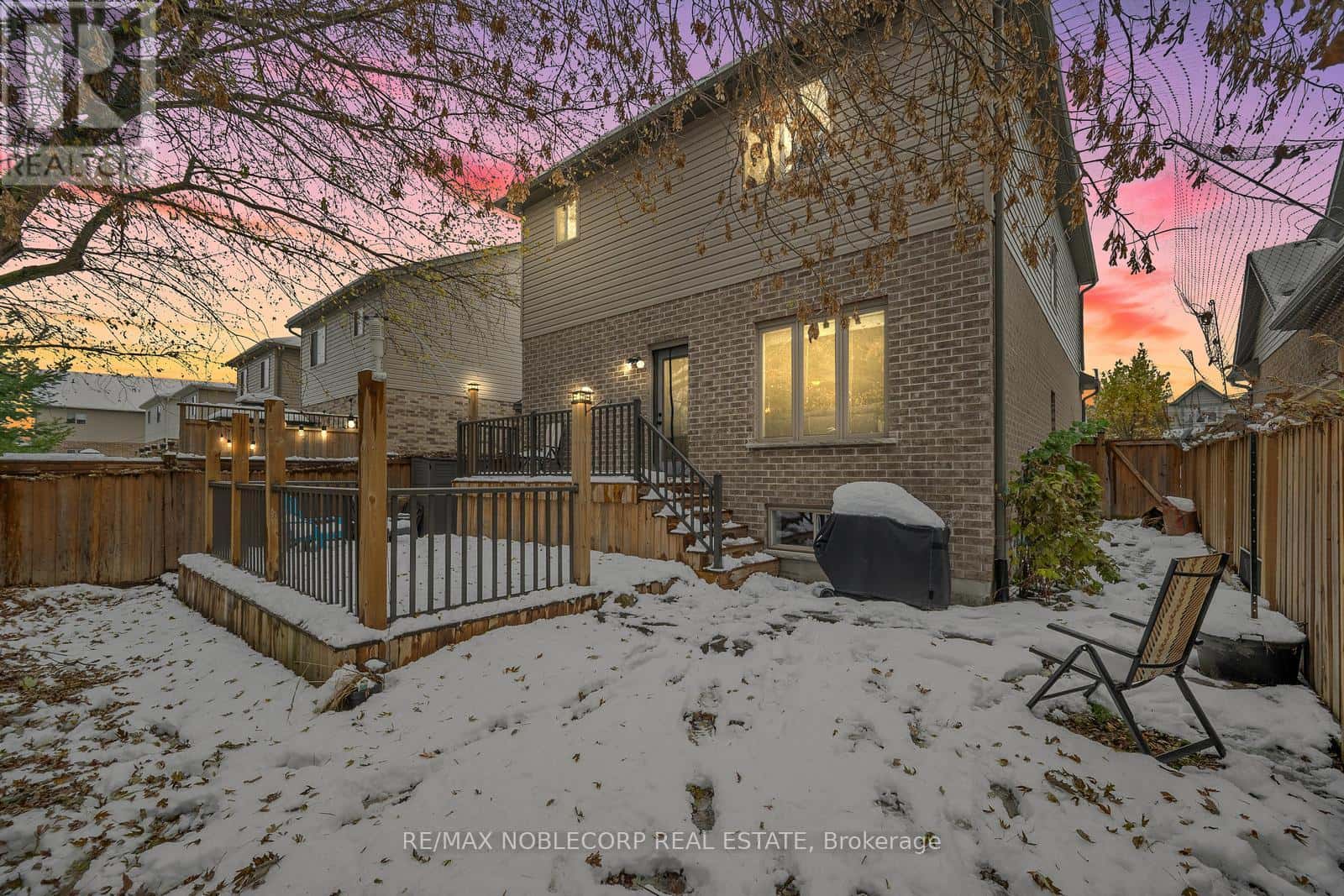 64 CARLETON TRAIL — New Tecumseth (Beeton), Ontario - Photo 5 of 47