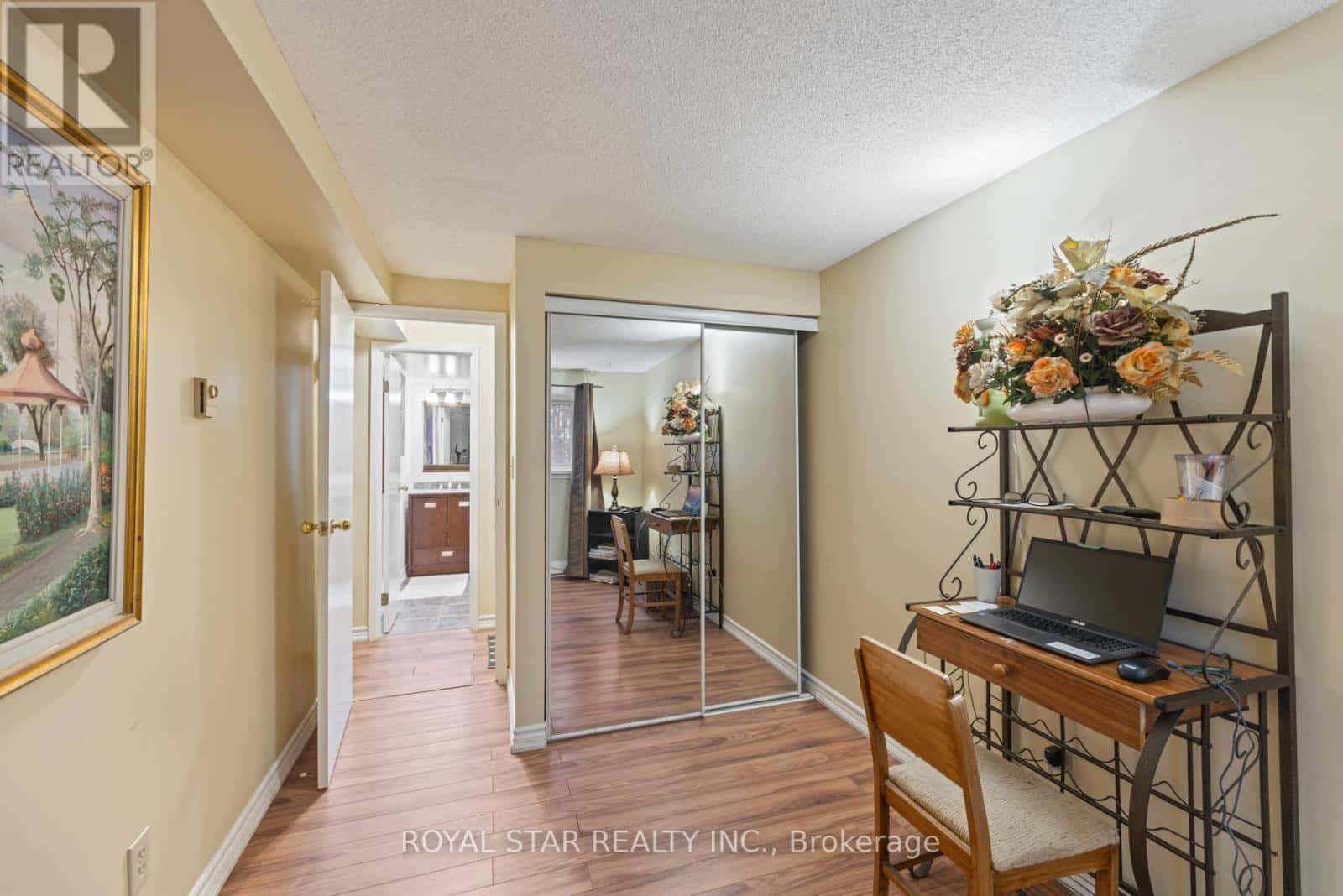 114 - 580 ARMSTRONG ROAD — Kingston (East Gardiners Rd), Ontario - Photo 3 of 37