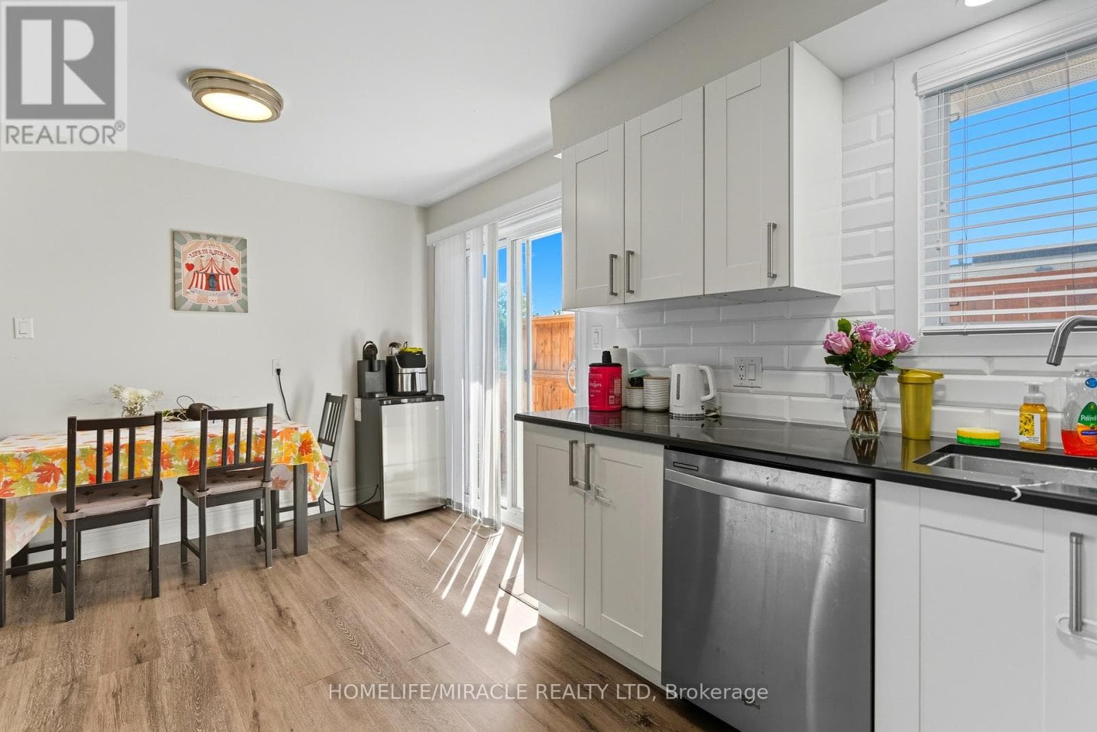 11 ROCKWOOD AVENUE — St. Catharines (Secord Woods), Ontario - Main photo