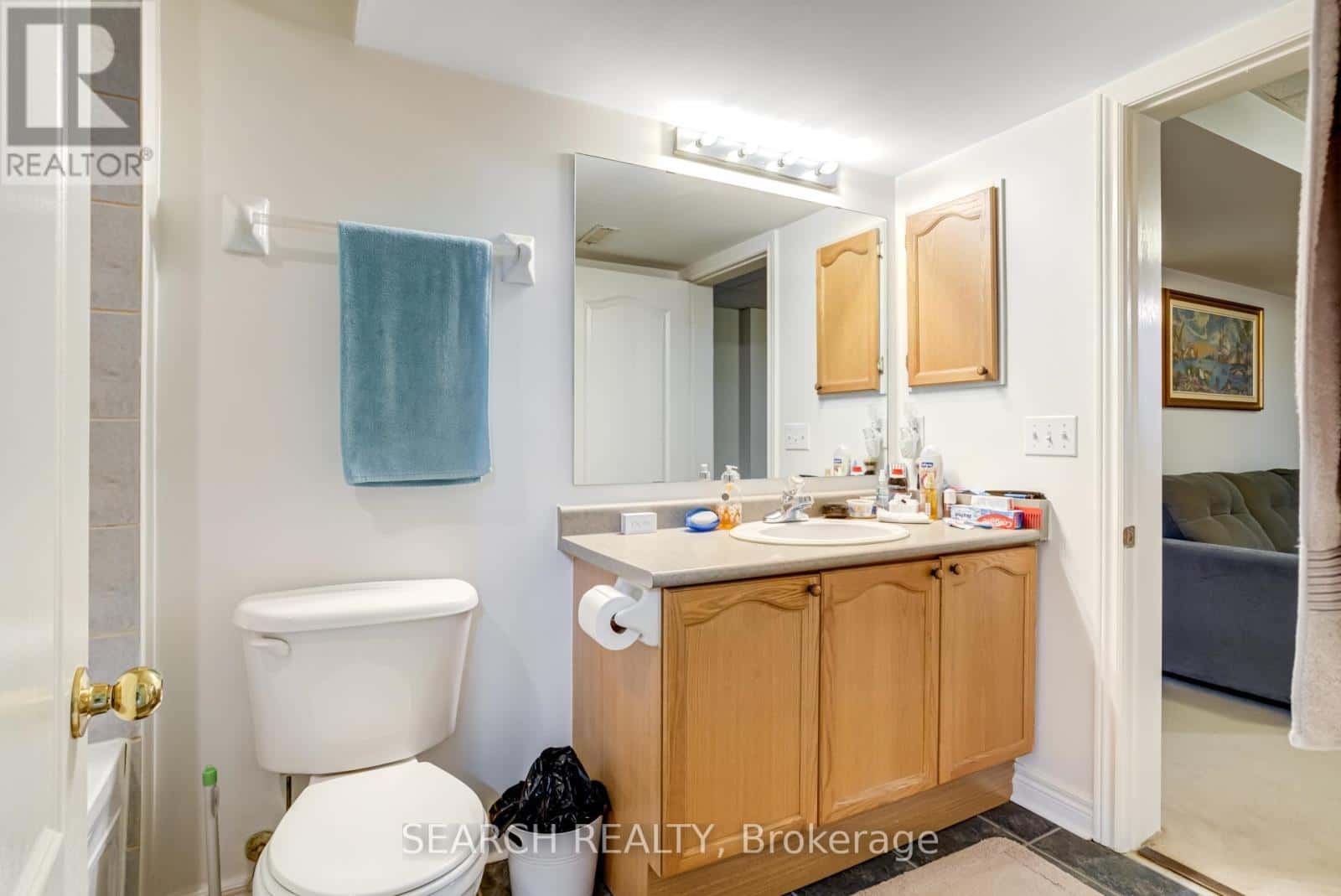 19 TREELINE BOULEVARD — Brampton (Vales of Castlemore North), Ontario - Photo 4 of 39