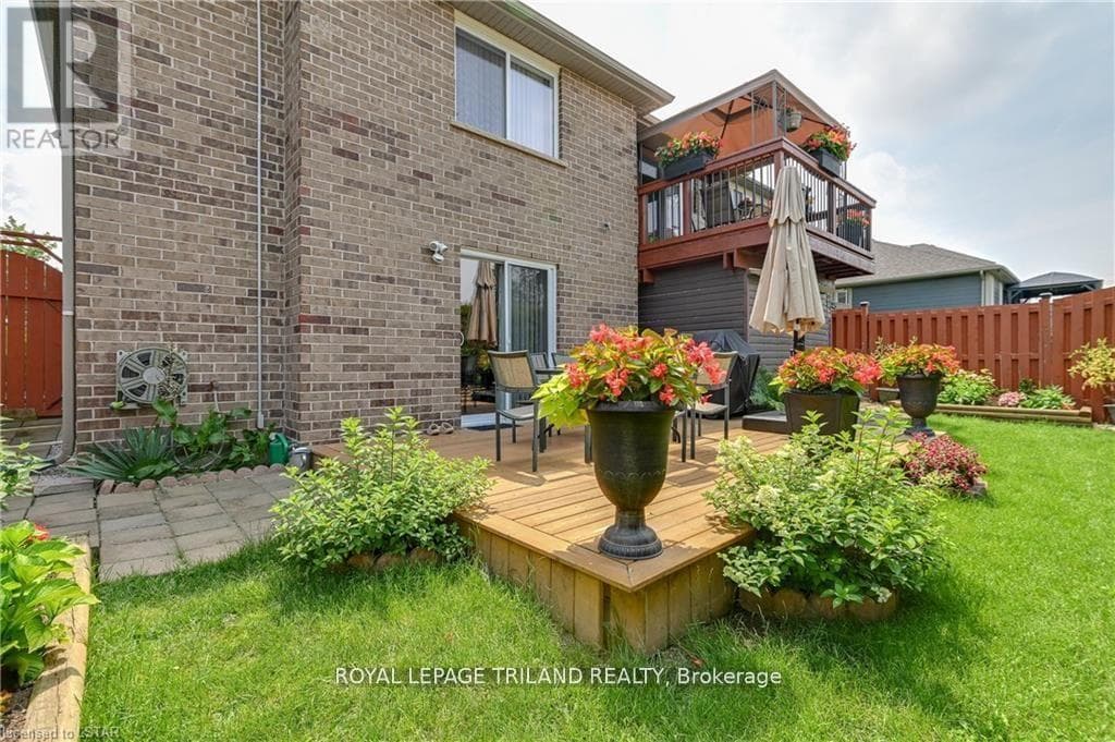 LOWER LEVEL - 3004 DEVON ROAD — London South (South W), Ontario - Main photo