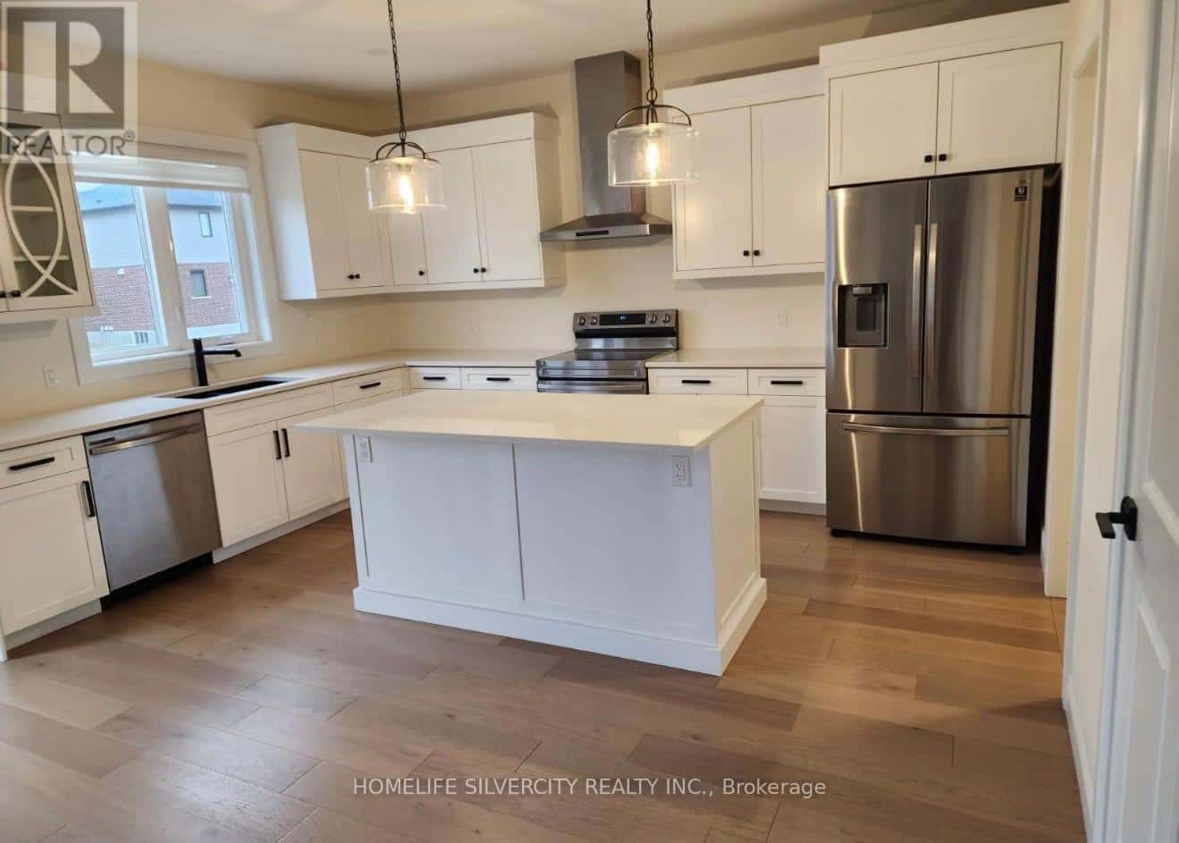 89 ROYAL CRES CRESCENT — Southwold, Ontario - Photo 3 of 10