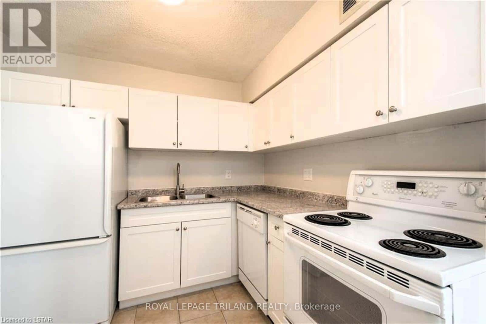 105 - 5 JACKSWAY CRESCENT — London North (North G), Ontario - Photo 3 of 20