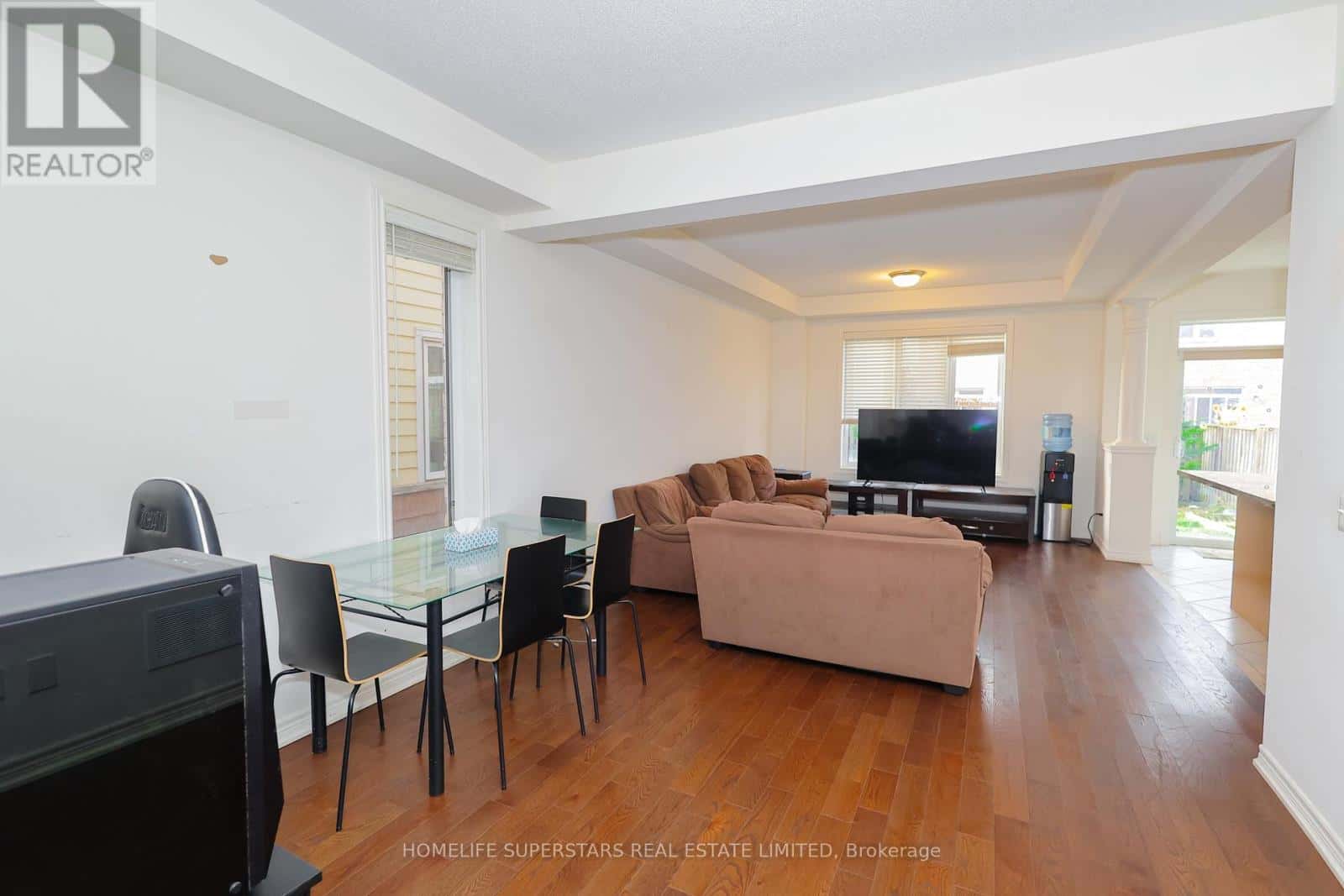 7 WHITE ASH ROAD — Thorold (Confederation Heights), Ontario - Photo 4 of 27