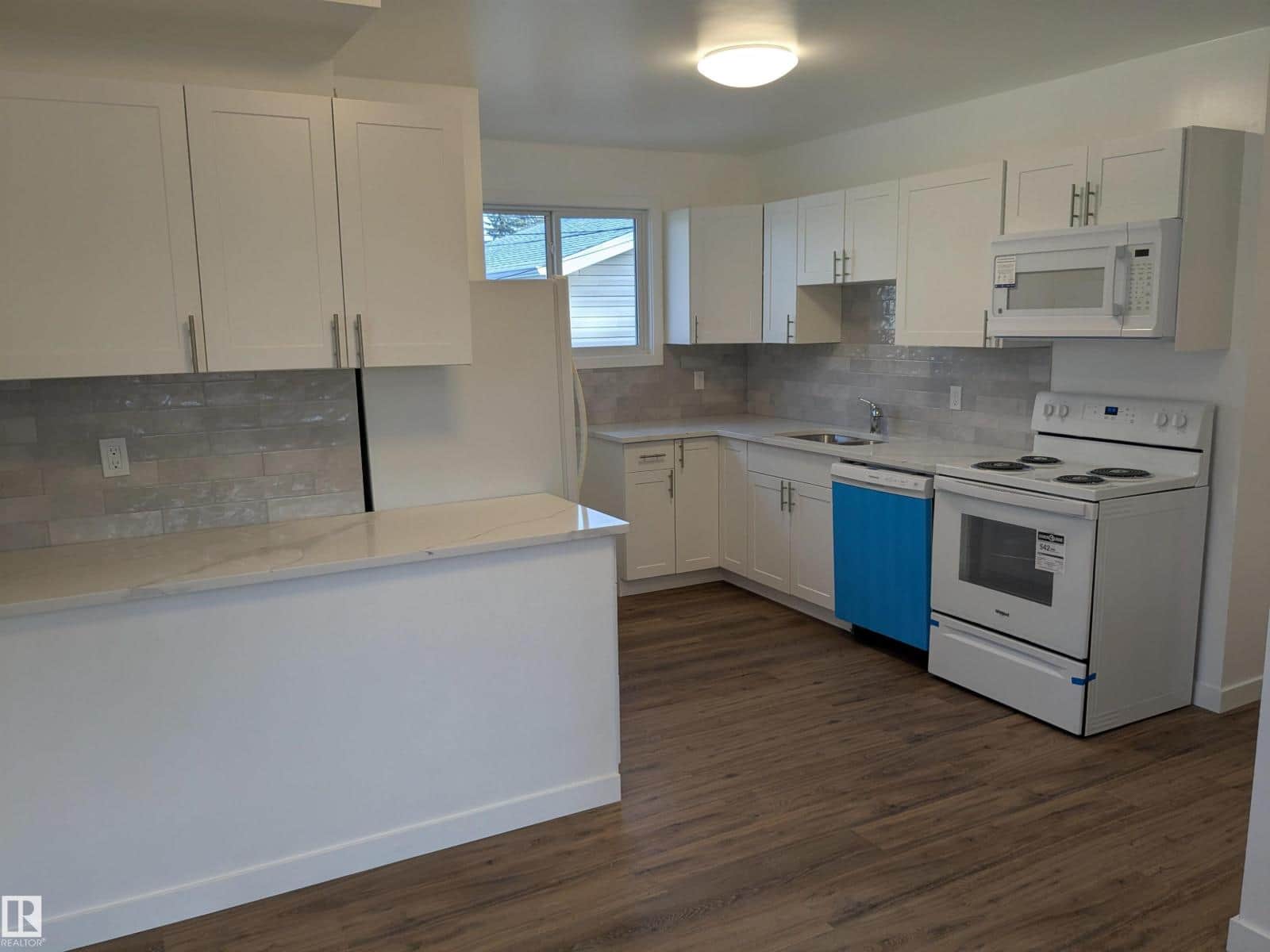 13636 135A AV NW - Photo 5 of 34, Edmonton, Alberta