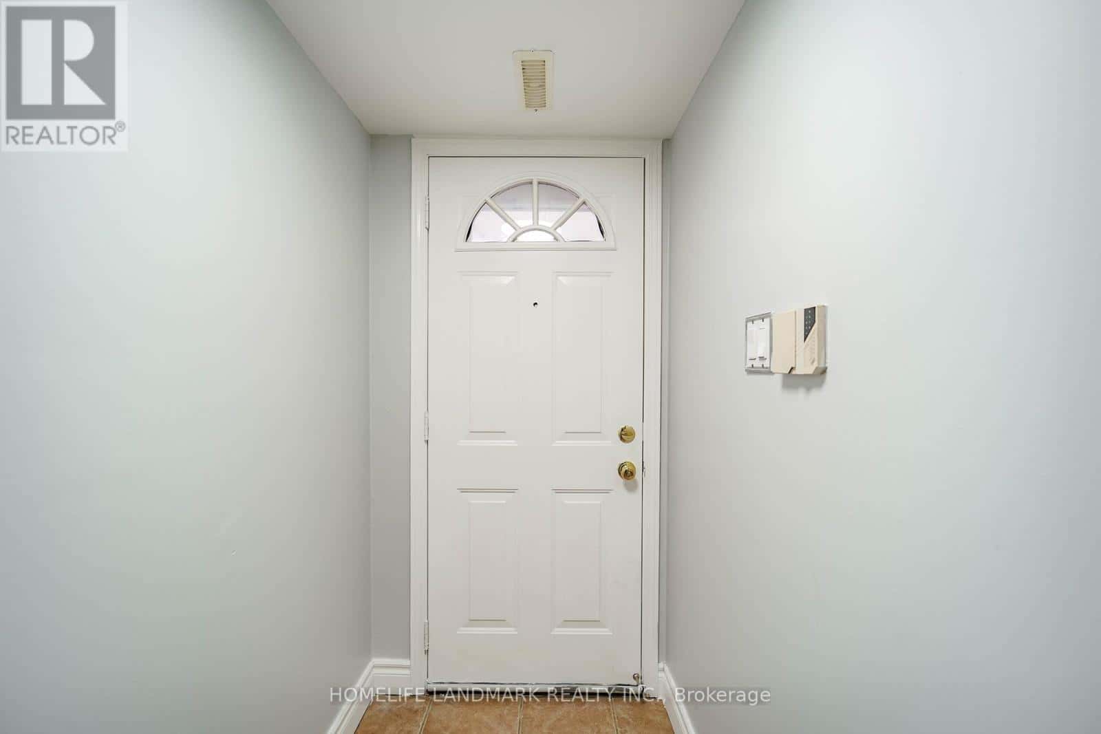 147 - 6452 FINCH AVENUE W — Toronto (Mount Olive-Silverstone-Jamestown), Ontario - Photo 5 of 44