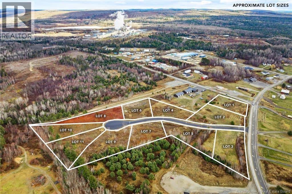 23-8 Finn Crescent — Nackawic, New Brunswick - Photo 5 of 24