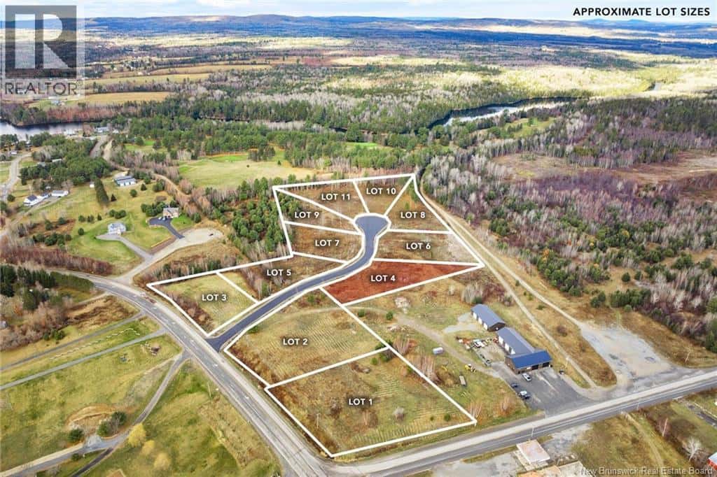 23-4 Finn Crescent — Nackawic, New Brunswick - Photo 2 of 24