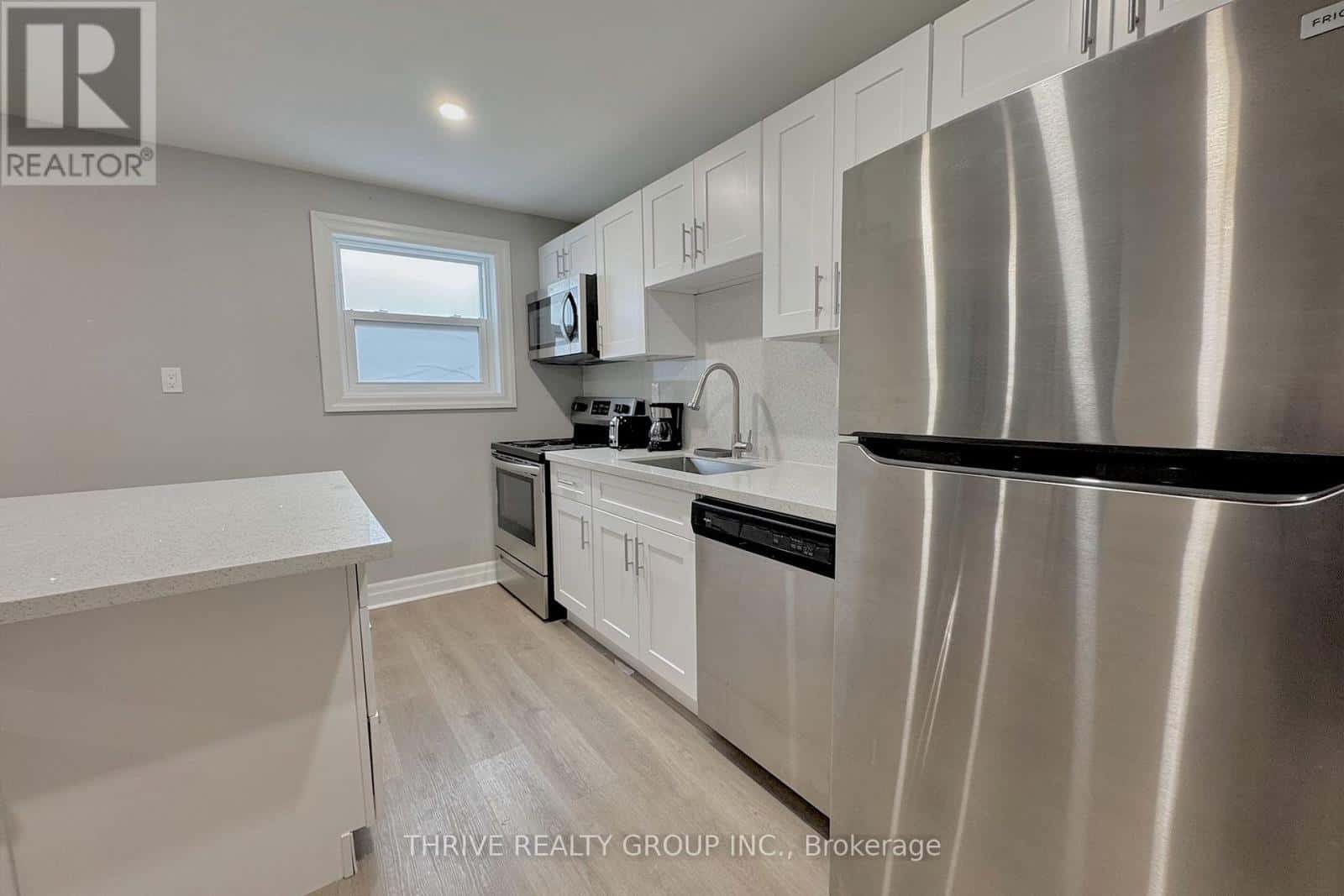 2 - 100 KING EDWARD AVENUE — London South (South I), Ontario - Photo 5 of 12