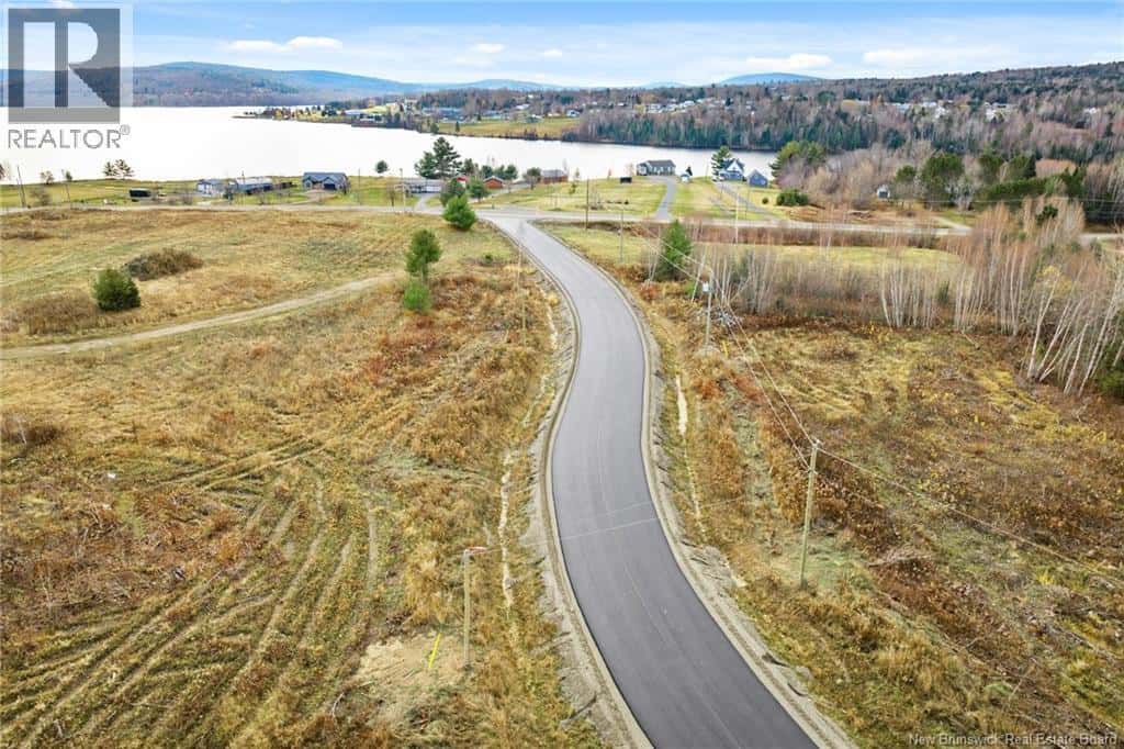 23-2 Finn Crescent — Nackawic, New Brunswick - Photo 2 of 24