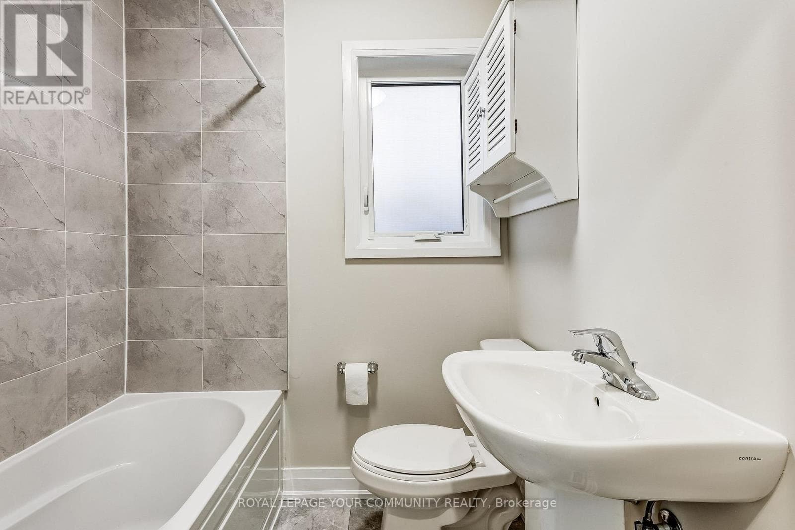 108 ENNERDALE ROAD — Toronto (Caledonia-Fairbank), Ontario - Main photo