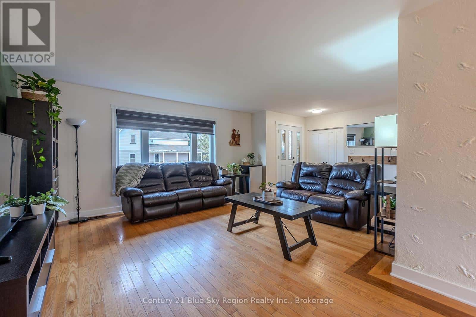 280 ARTHUR STREET — West Nipissing (Sturgeon Falls), Ontario - Photo 4 of 48