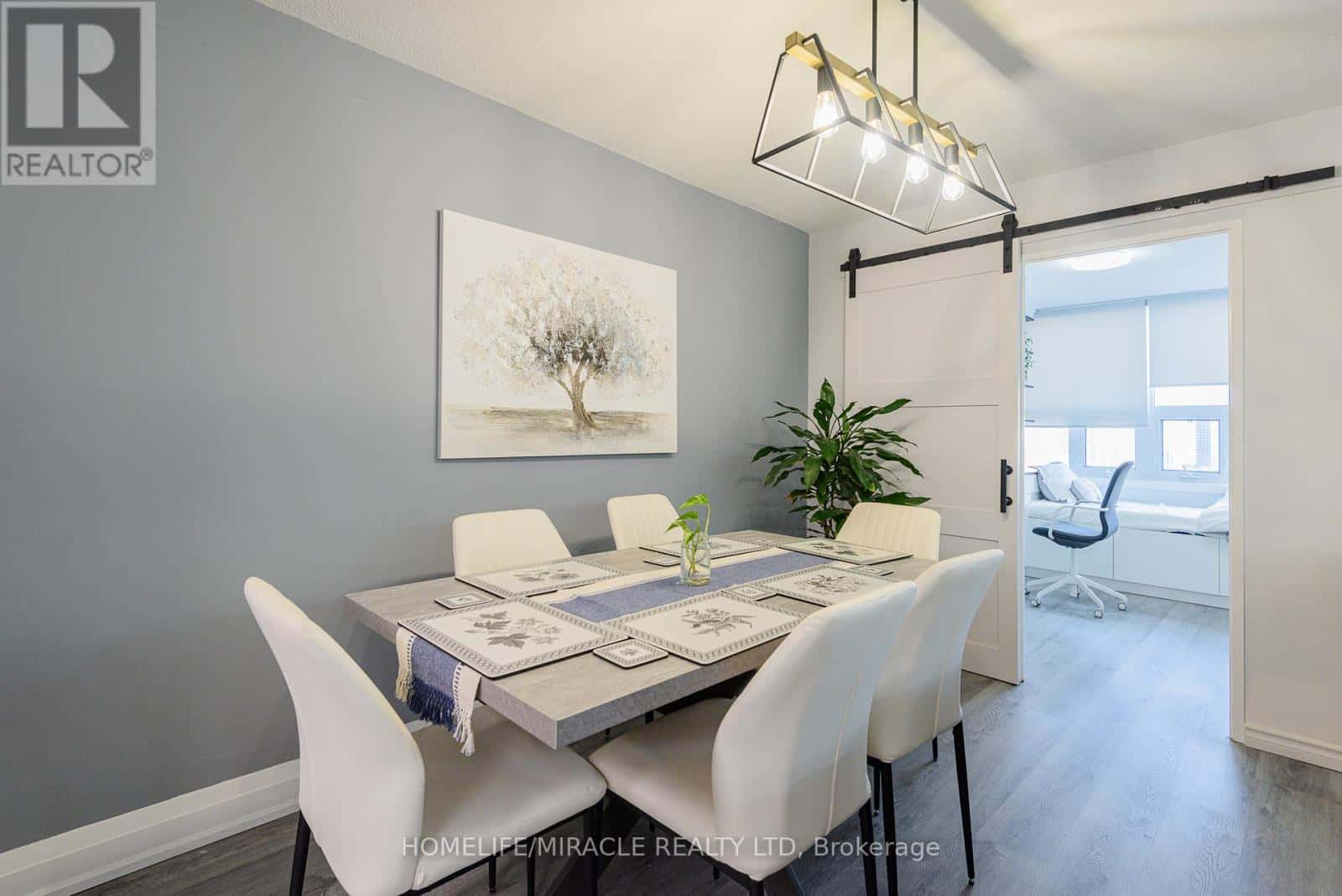 1201 - 714 THE WEST MALL — Toronto (Eringate-Centennial-West Deane), Ontario - Photo 5 of 40