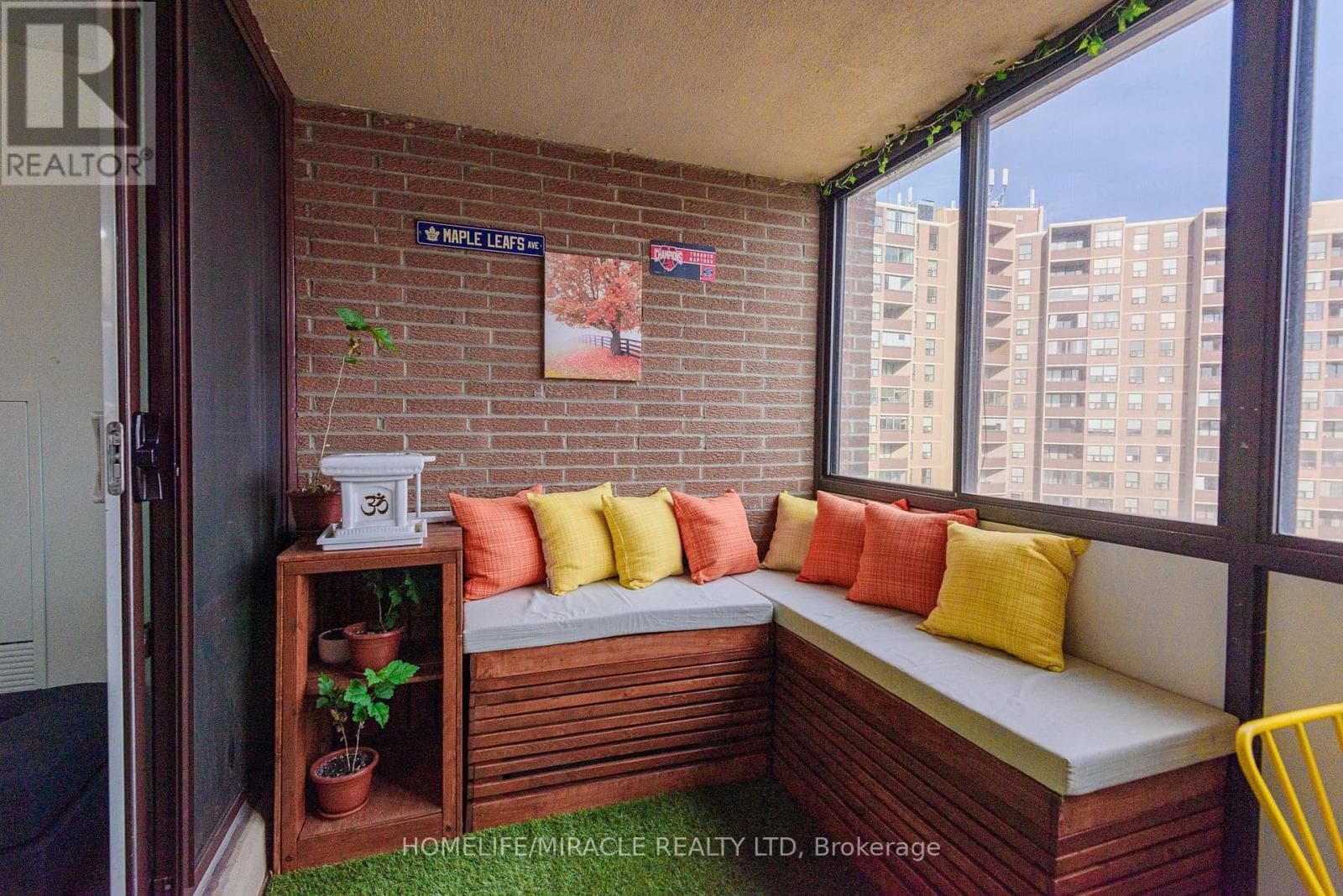 1201 - 714 THE WEST MALL — Toronto (Eringate-Centennial-West Deane), Ontario - Main photo