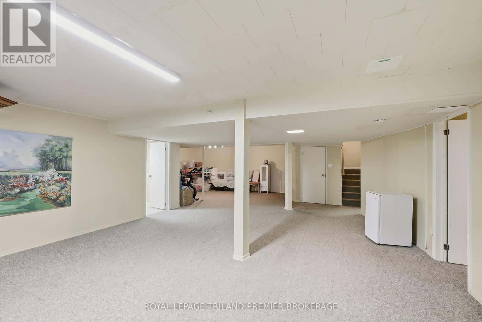 56 - 50 FIDDLERS GREEN ROAD — London North (North P), Ontario - Photo 5 of 43