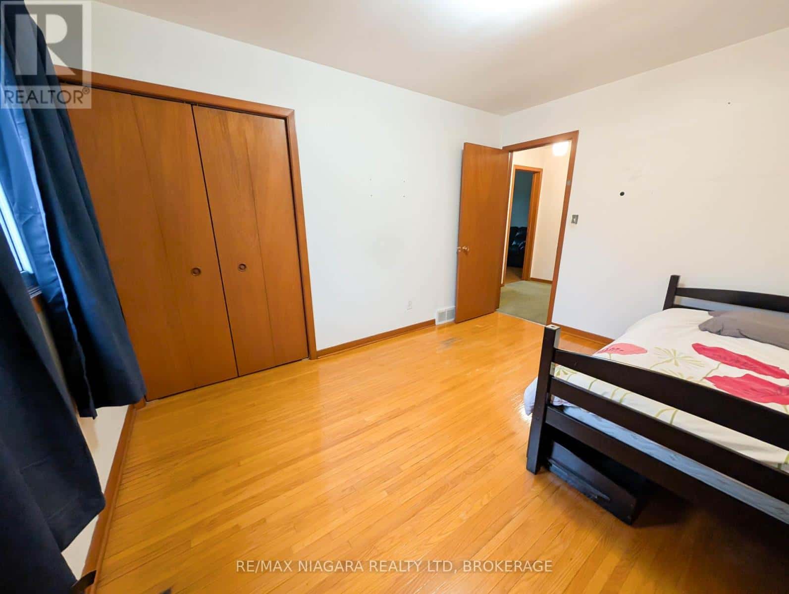 4171 FERNWOOD CRESCENT — Niagara Falls (Morrison), Ontario - Photo 3 of 35