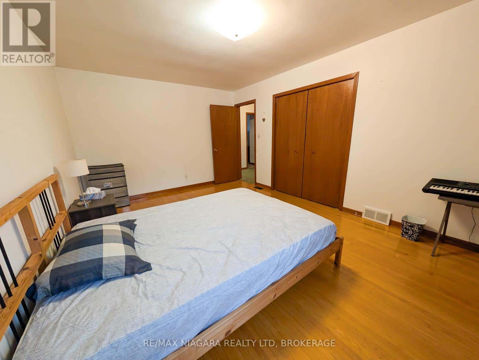 4171 FERNWOOD CRESCENT — Niagara Falls (Morrison), Ontario - Photo 4 of 35