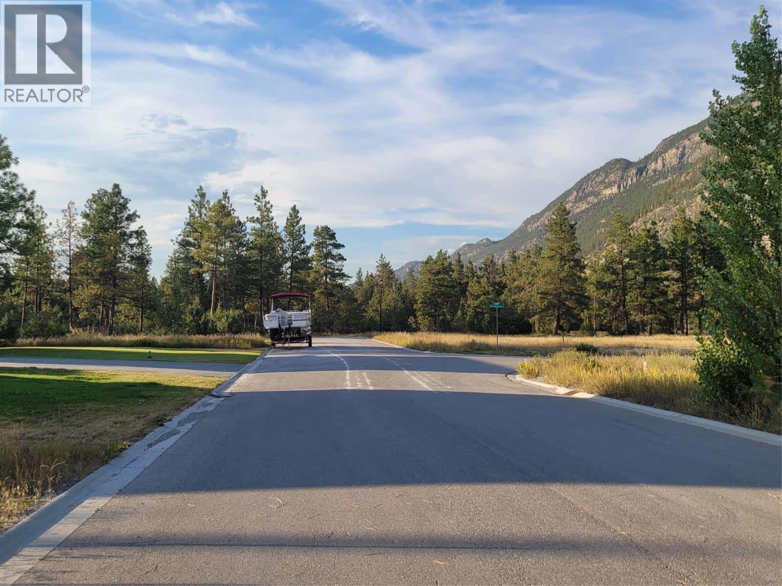 8775 Mountainview Street Lot# Lot 2 — Canal Flats, British Columbia - Photo 2 of 3