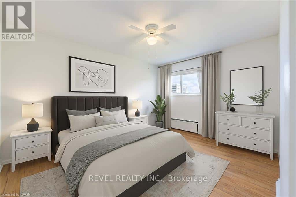 503 - 8 WOODMAN DRIVE S — Hamilton (Corman), Ontario - Photo 4 of 37