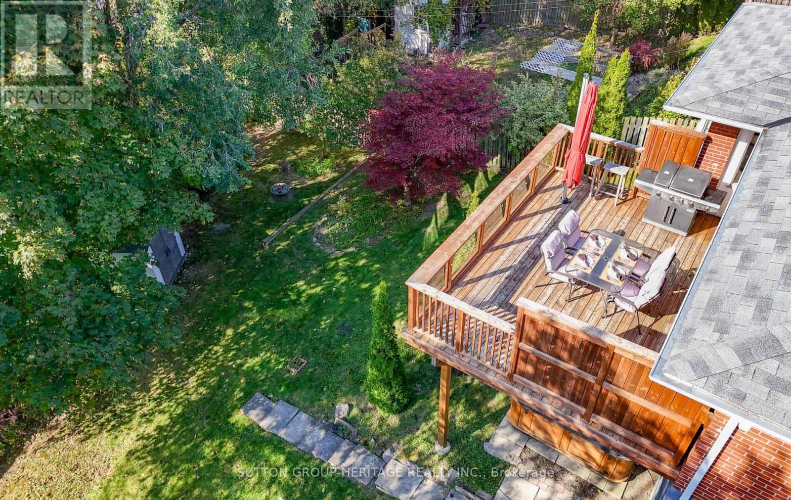 452 ELIZABETH STREET — Oshawa (McLaughlin), Ontario - Photo 2 of 39