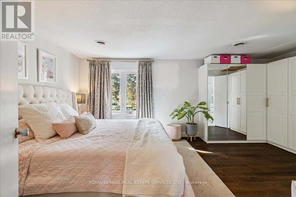 4 - 2070 BRANT STREET — Burlington (Tyandaga), Ontario - Photo 5 of 28