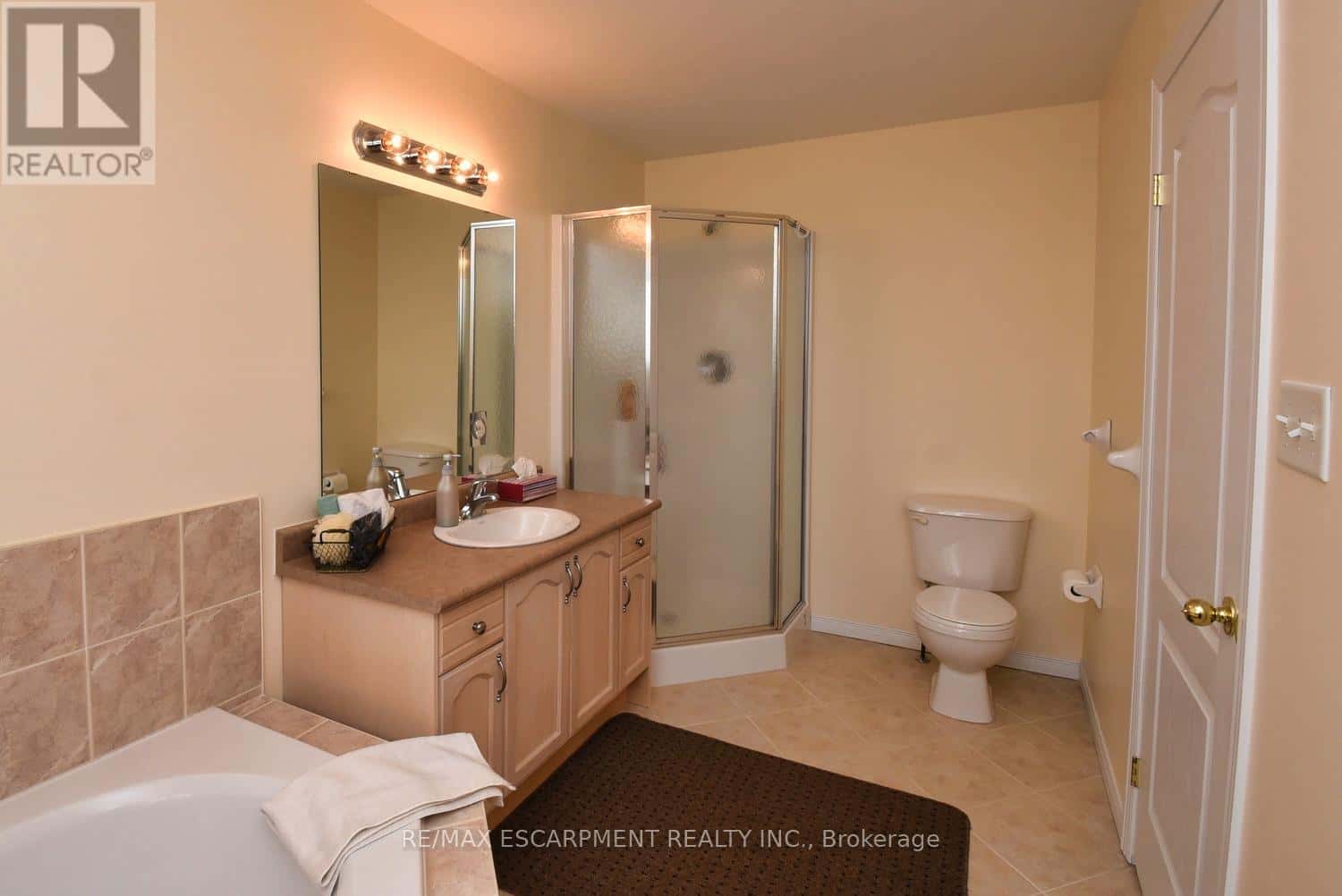 7 Southside Place 49