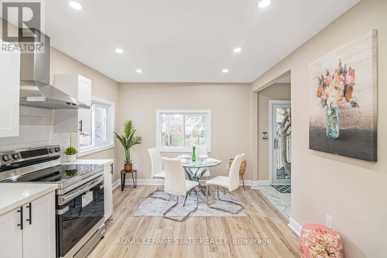 330 FAIRFIELD AVENUE — Hamilton (Homeside), Ontario - Photo 3 of 32