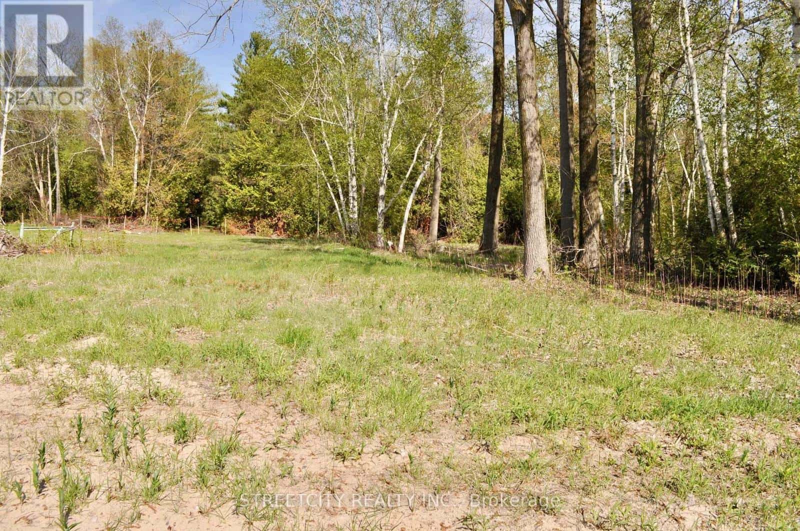 PART 5 W. IPPERWASH ROAD — Lambton Shores, Ontario - Photo 5 of 20