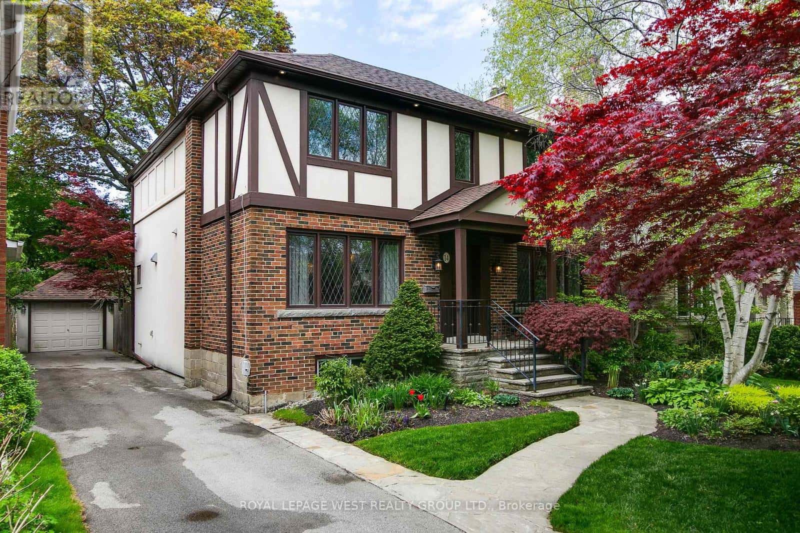 14 DUNEDIN DRIVE — Toronto (Kingsway South), Ontario - Photo 5 of 48