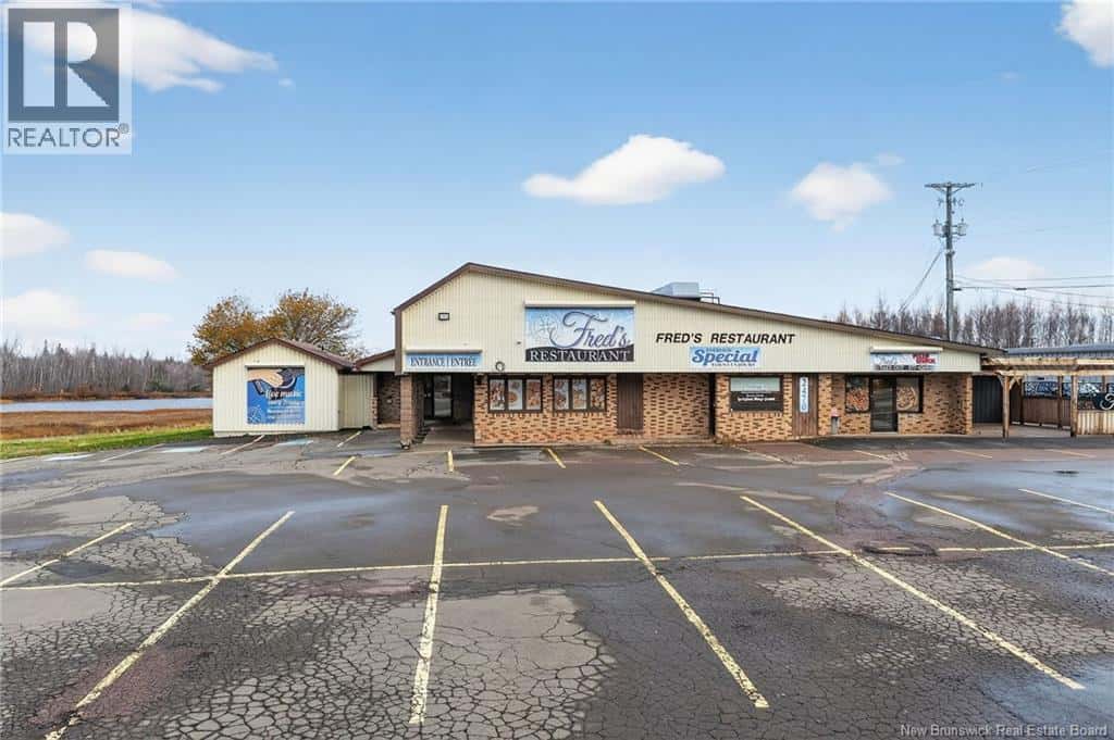 2470 Ch Acadie — Cap-Pelé, New Brunswick - Photo 2 of 50