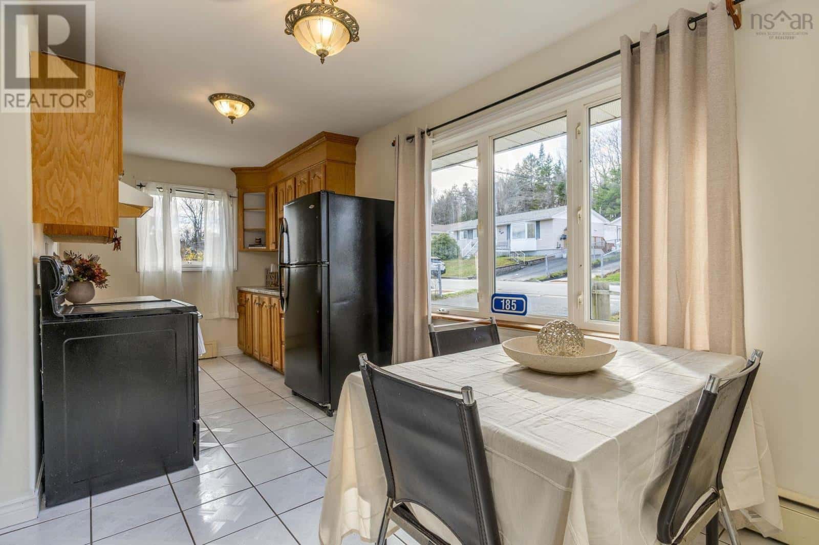 185 Aspen Crescent — Lower Sackville, Nova Scotia - Photo 3 of 31