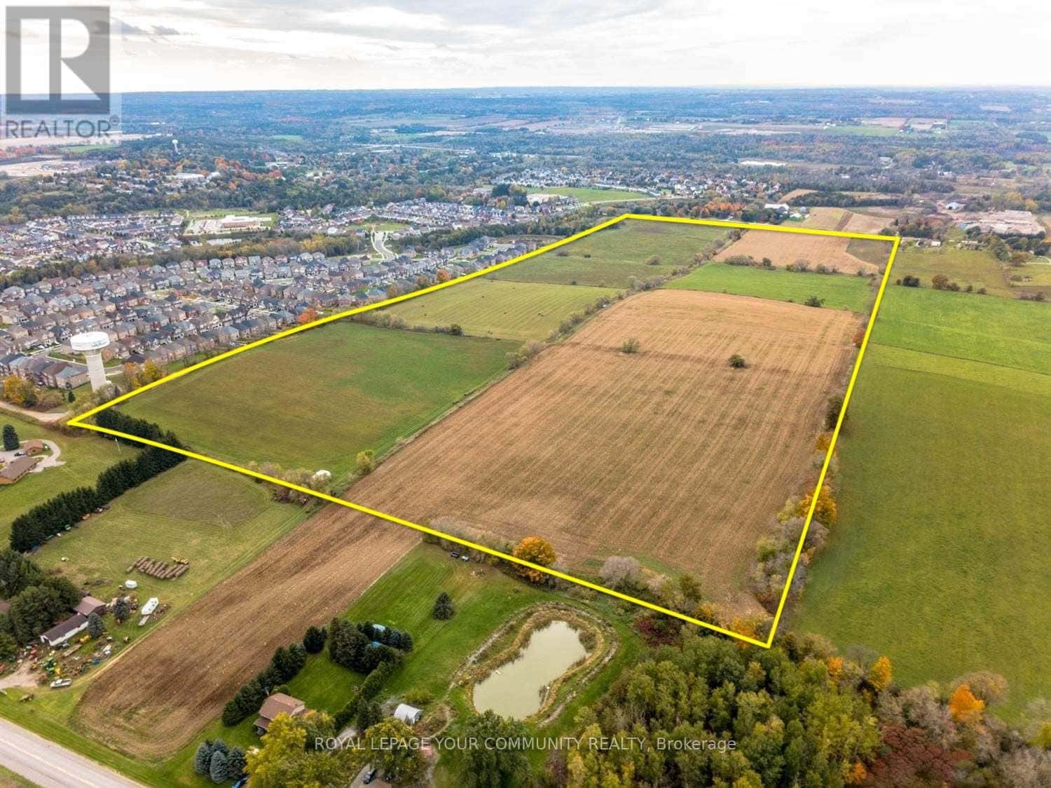 19617 CENTRE STREET — East Gwillimbury, Ontario - Photo 5 of 10