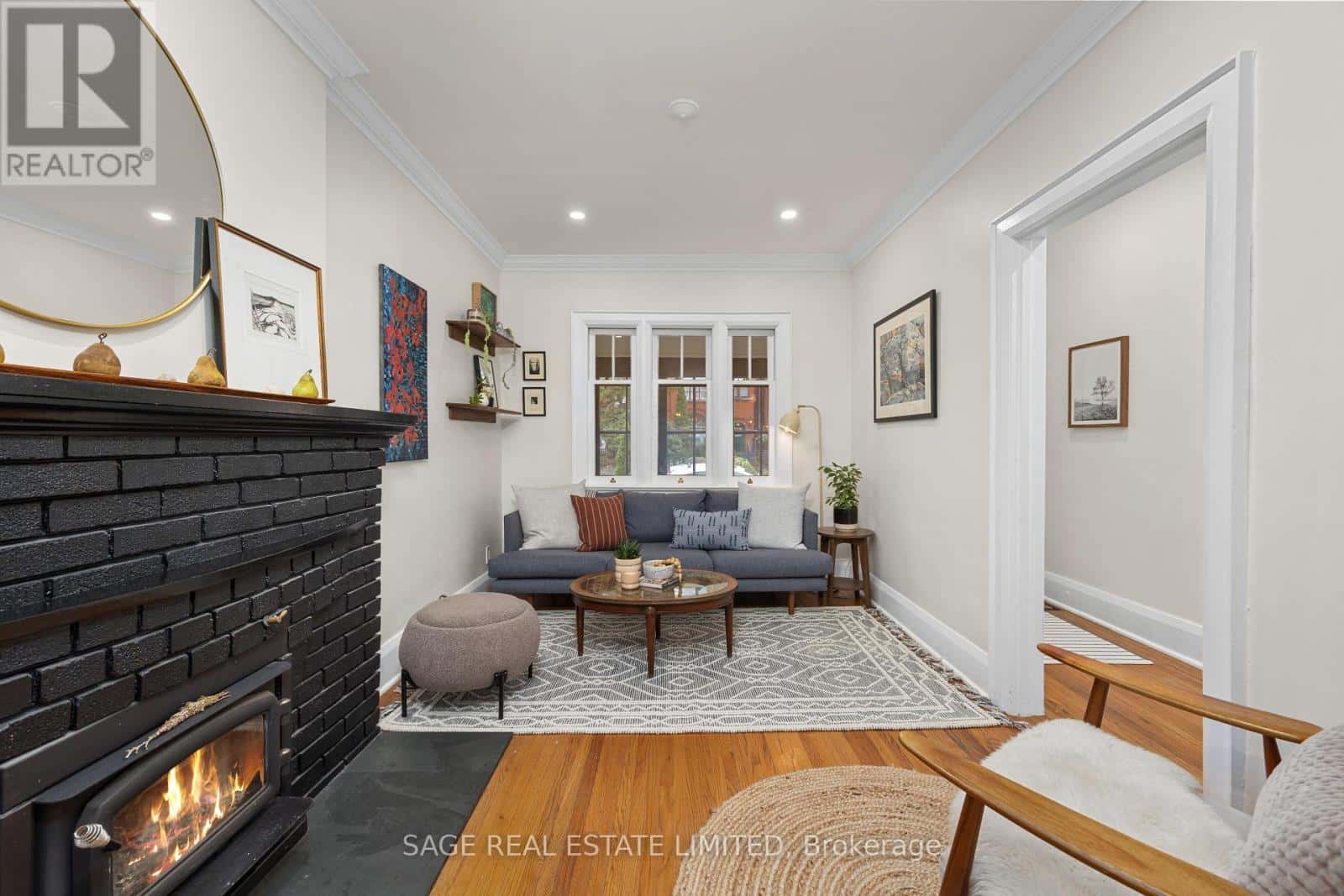 837 WINDERMERE AVENUE — Toronto (Runnymede-Bloor West Village), Ontario - Photo 4 of 33