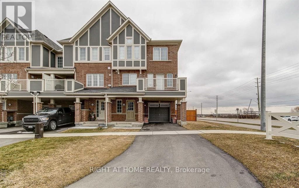 100 FROST COURT — Milton (FO Ford), Ontario - Main photo