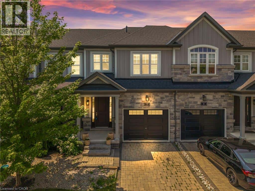 7 WINDSOR Circle — Niagara-on-the-Lake, Ontario - Photo 2 of 37