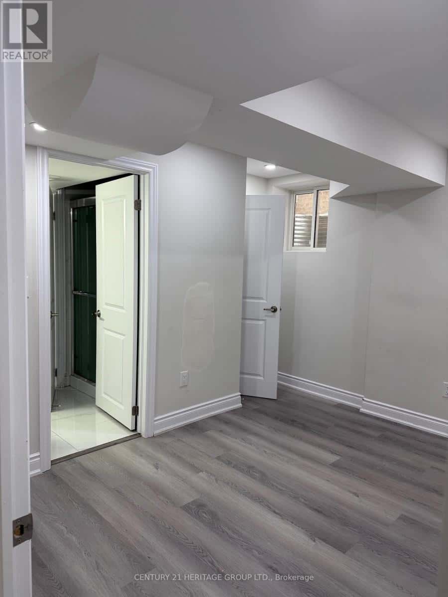 BASEMENT - 43 ALLANGROVE AVENUE — East Gwillimbury (Sharon), Ontario - Photo 4 of 15