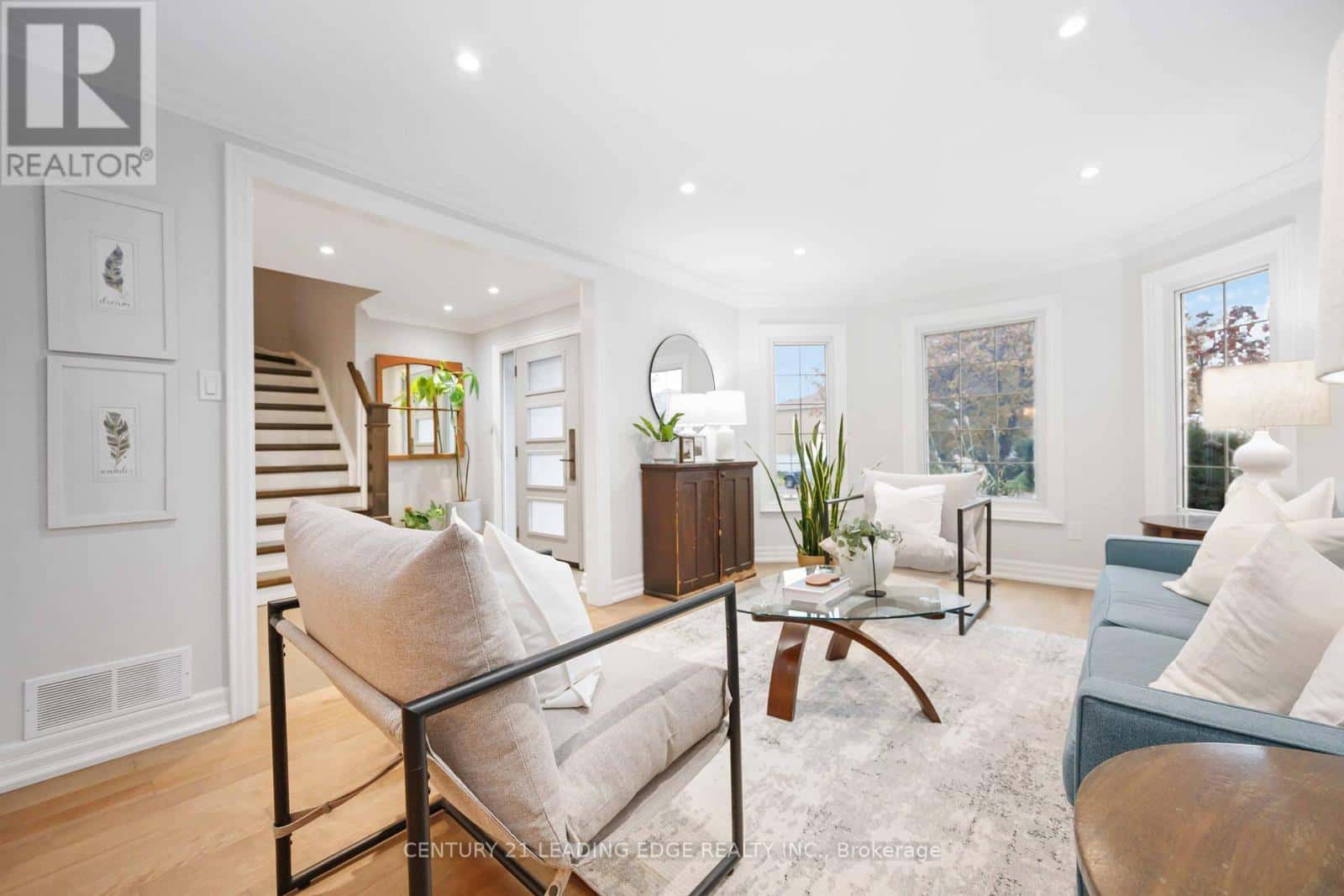 64 LEHMAN CRESCENT — Markham (Markham Village), Ontario - Photo 4 of 39