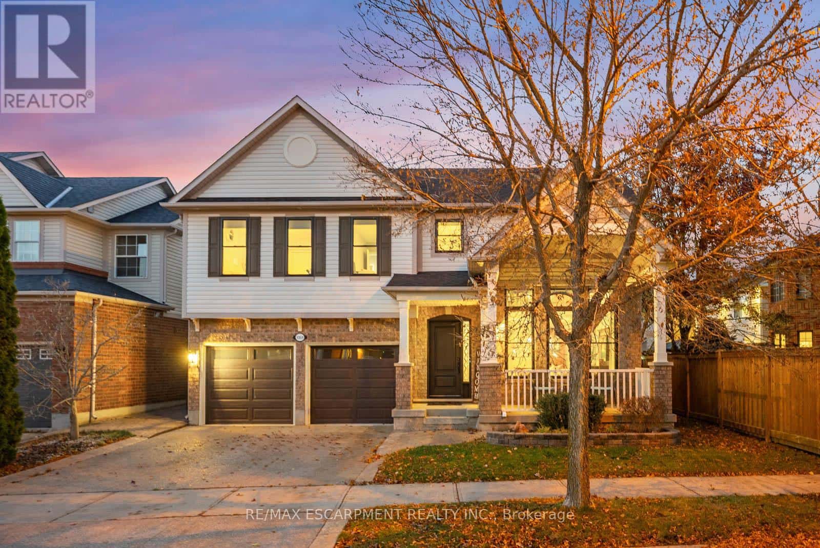 1351 MCGUFFIN GATE — Milton (BE Beaty), Ontario - Photo 2 of 50