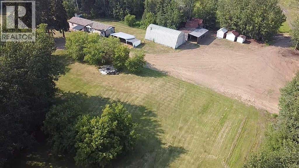 670051A Highway 813 — Rural Athabasca County, Alberta - Photo 2 of 46