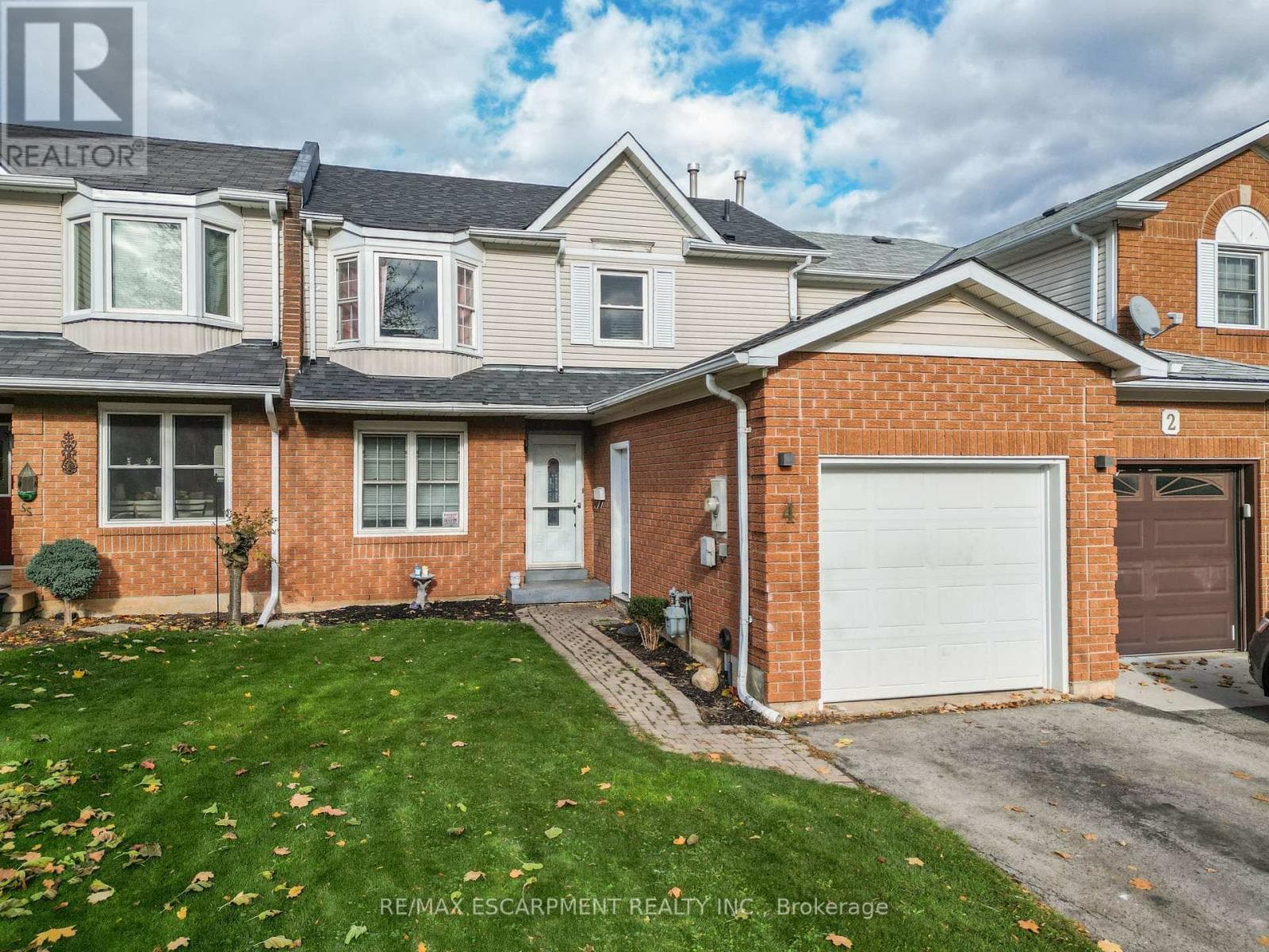 4 PLEASANT GROVE TERRACE — Grimsby (Grimsby East), Ontario - Main photo